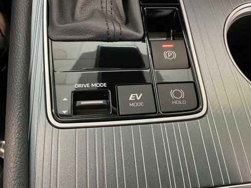Certified 2025 Toyota Sienna XLE w/ XLE Plus Package AWD/4WD image 16
