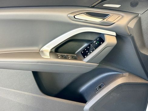 New 2025 Audi Q5 Premium Plus image 15