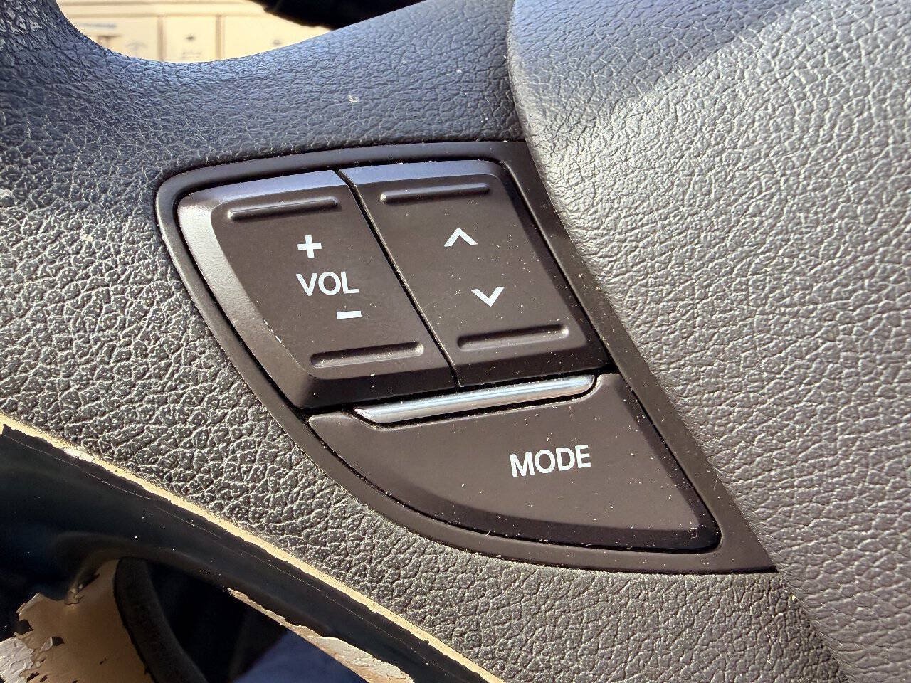 Used 2012 Hyundai Sonata GLS FWD image 7