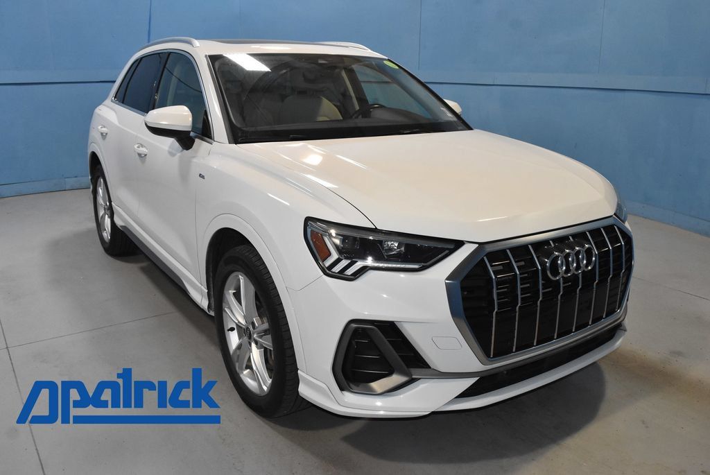 Used 2022 Audi Q3 2.0T Premium Plus AWD/4WD image 1