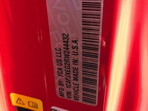 Used 2024 Jeep Wrangler Sahara w/ Technology Group image 23