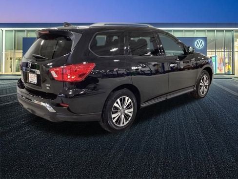 Used 2019 Nissan Pathfinder SL image 7