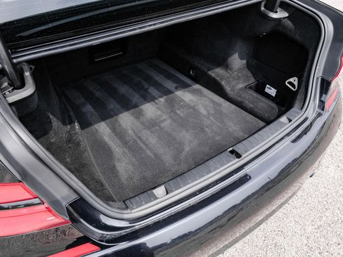 Used 2018 BMW 740i image 62