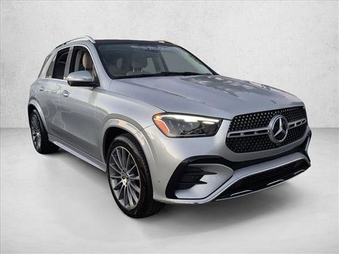 Certified 2025 Mercedes-Benz GLE 350 4MATIC image 3