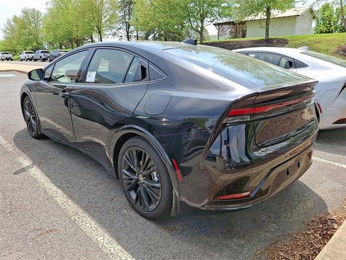 New 2025 Toyota Prius AWD image 3