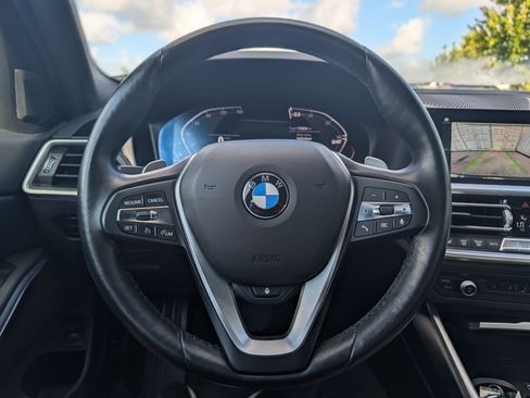 Used 2020 BMW 330i xDrive Sedan w/ Convenience Package AWD/4WD image 26