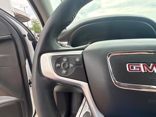 Used 2023 GMC Acadia SLT FWD image 22