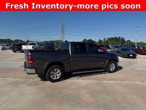 Used 2022 RAM 1500 Laramie AWD/4WD image 3