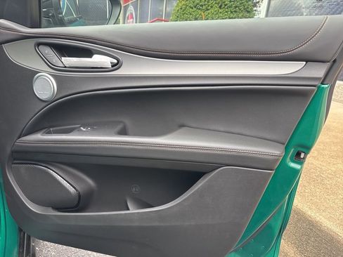 New 2025 Alfa Romeo Stelvio Sprint AWD/4WD image 20