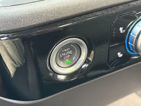 Used 2024 GMC Sierra 1500 Elevation image 5