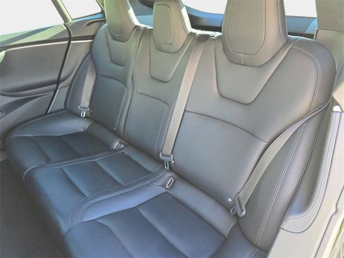 Used 2019 Tesla Model S 100D image 18