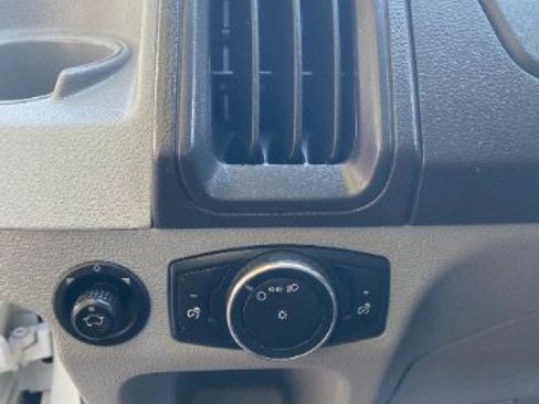 Used 2016 Ford Transit 350 XL image 21