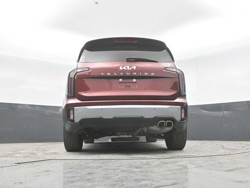 Used 2023 Kia Telluride EX w/ EX Captain's Chair Package FWD image 48