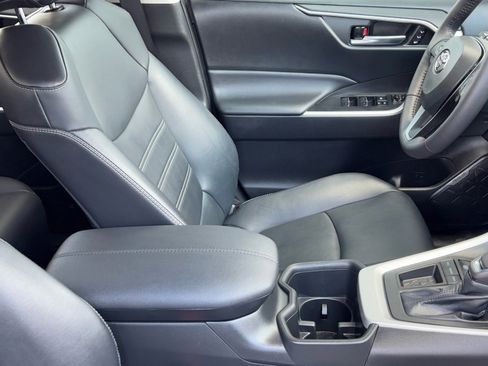 Certified 2023 Toyota RAV4 XLE Premium image 13