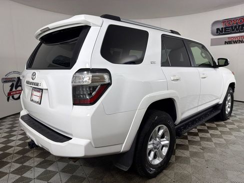 Used 2024 Toyota 4Runner SR5 Premium AWD/4WD image 4