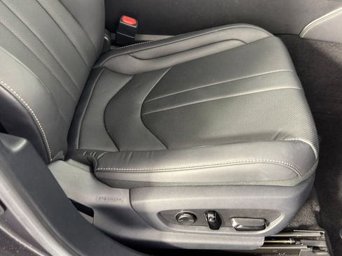 Used 2023 Lexus ES 350 F Sport w/ Accessory Package (Z2) image 34