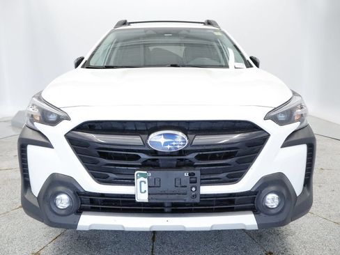Used 2024 Subaru Outback Limited AWD/4WD image 12