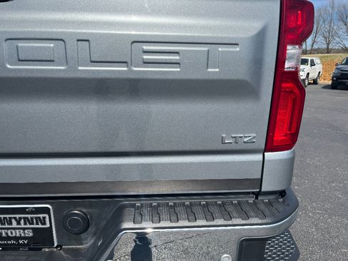 Used 2024 Chevrolet Silverado 1500 LTZ image 12