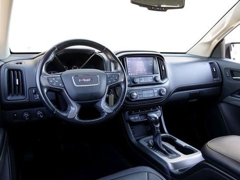 Used 2022 GMC Canyon AT4 image 33