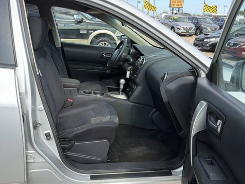 Used 2013 Nissan Rogue S w/ Special Edition Pkg FWD image 18