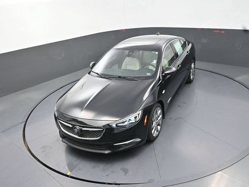 Used 2019 Buick Regal Avenir w/ Driver Confidence Package II FWD image 15