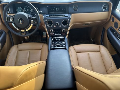 Certified 2024 Rolls-Royce Cullinan image 4