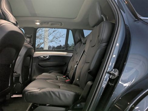 New 2026 Volvo XC90 B6 Ultra w/ Protection Package Premier image 4