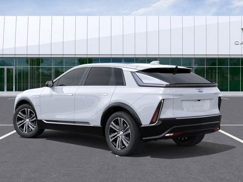 New 2026 Cadillac Lyriq Luxury w/ LPO, Floor Liner Package AWD/4WD image 3