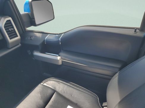 Used 2019 Ford F150 Lariat w/ Equipment Group 502A Luxury AWD/4WD image 13