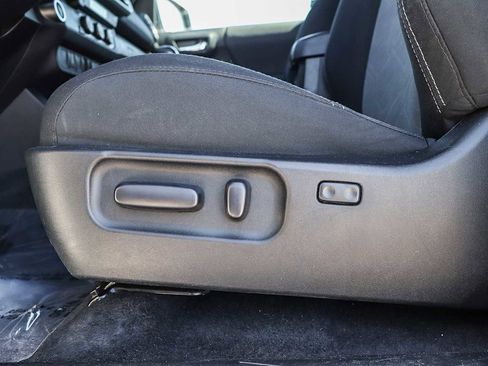 Used 2023 Toyota Tacoma TRD Sport image 21