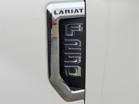 Used 2022 Ford F250 Lariat w/ Lariat Ultimate Package image 17