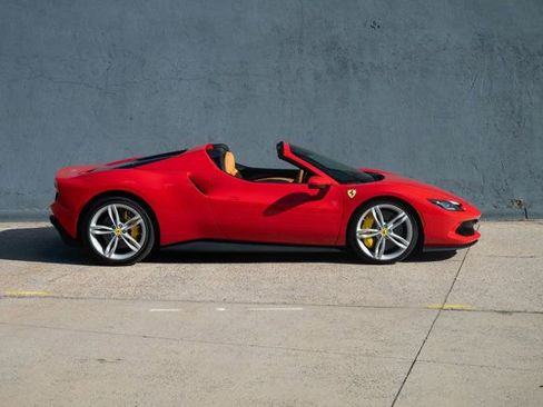 Used 2024 Ferrari 296 GTS image 7