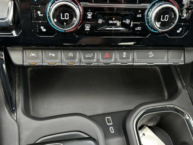 Used 2024 GMC Sierra 1500 AT4 w/ Technology Package AWD/4WD image 44
