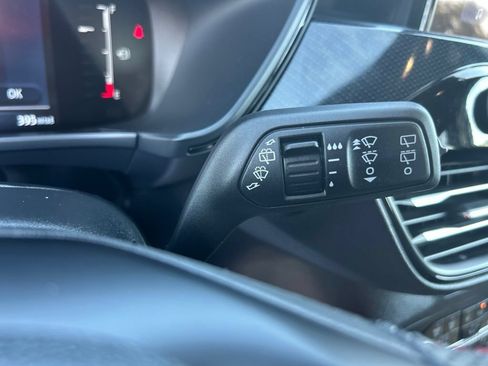 Used 2025 Ford Escape ST-Line Select AWD/4WD image 17