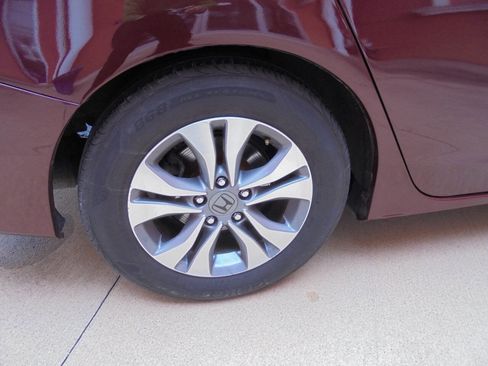 Used 2015 Honda Accord LX image 23