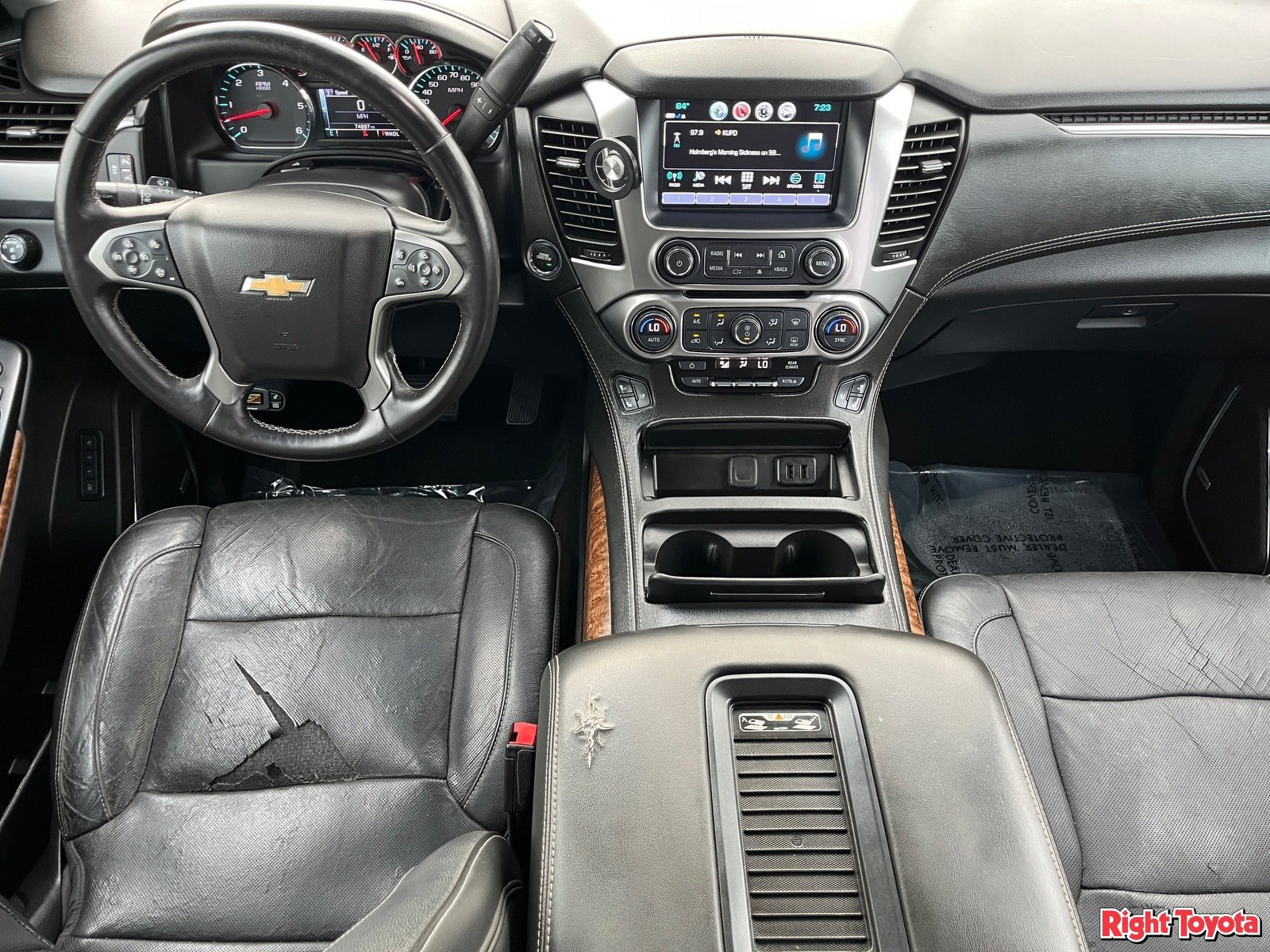 Used 2018 Chevrolet Suburban Premier RWD image 15