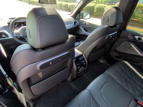 Used 2026 BMW X5 xDrive50e w/ M Sport Package AWD/4WD image 19