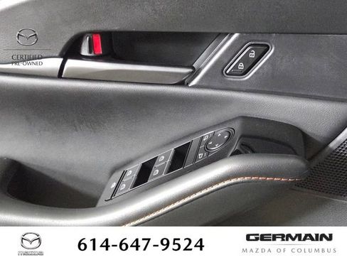 Used 2025 MAZDA CX-30 Carbon image 27