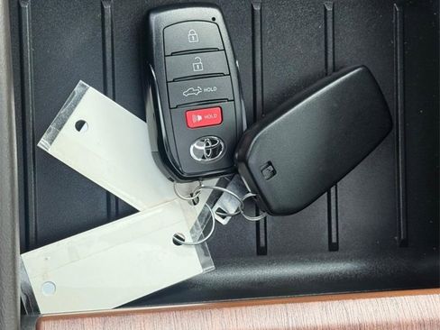 Used 2025 Toyota Tundra 1794 Edition image 28