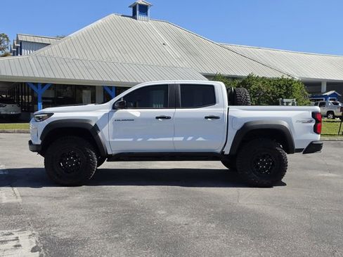 New 2026 Chevrolet Colorado ZR2 w/ ZR2 Bison Edition image 2