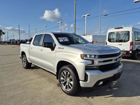 Used 2019 Chevrolet Silverado 1500 RST image 17