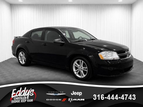 Used 2012 Dodge Avenger SE FWD image 1