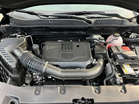 New 2026 Chevrolet Blazer LT w/ Convenience Package FWD image 34