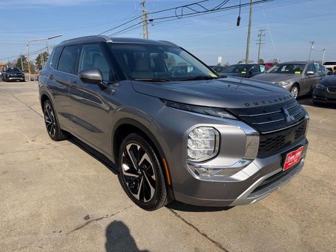 Used 2022 Mitsubishi Outlander SEL image 5