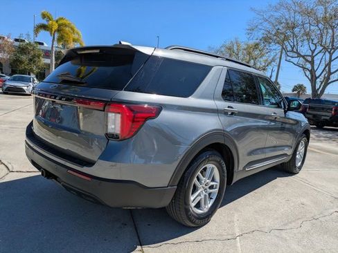 Certified 2025 Ford Explorer Active image 4