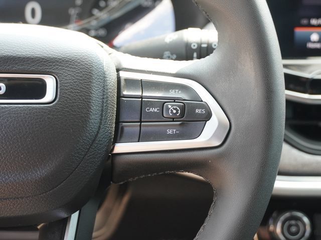 Used 2023 Jeep Compass Latitude AWD/4WD image 26