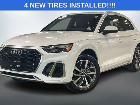 Certified 2023 Audi Q5 2.0T Premium w/ Convenience Package image 2