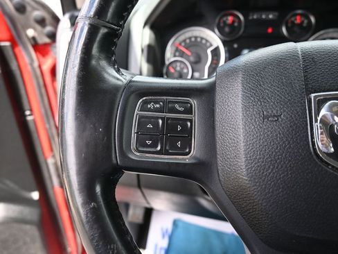 Used 2018 RAM 1500 SLT AWD/4WD image 42