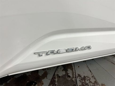 Used 2024 Toyota Tacoma SR5 image 27