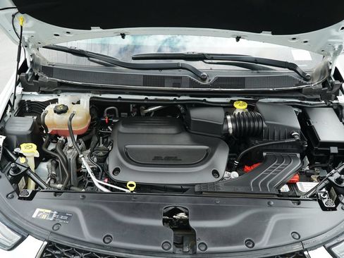 Used 2021 Chrysler Pacifica Limited w/ Premium & Safety Sphere Group AWD/4WD image 32
